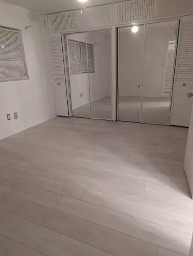 Main picture of 20400 NW 7th Ave