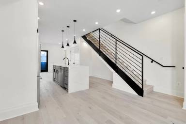 Main picture of 1504 N Capitol St NW