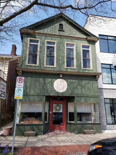 Main picture of 427 Broad St