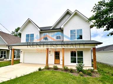 Main picture of 2111 Summer St SW