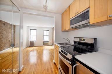 Main picture of 119 Sullivan St