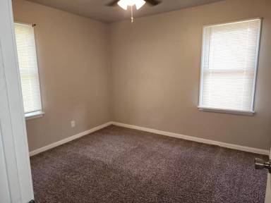 Main picture of 313 Char Ln