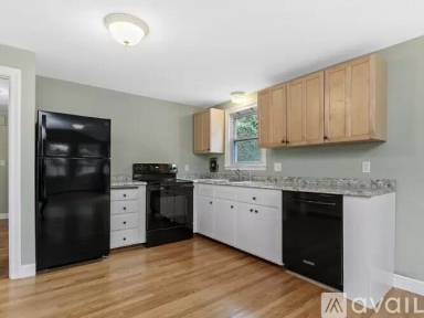 Main picture of 29 Beaver Brook Rd