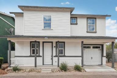 Main picture of 4314 W Charter Oak Rd