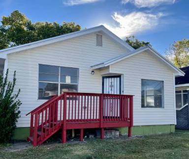 Main picture of 307 Goldwire St SW