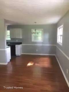 Main picture of 4295 White Rd