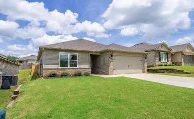 Main picture of 150 Antler Way