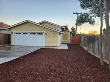 Main picture of 4136 Arden Way