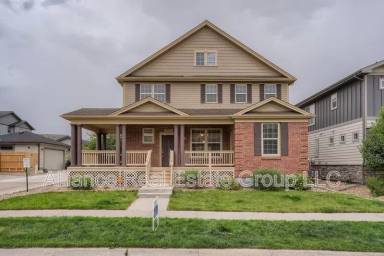 Main picture of 4957 S Addison Way