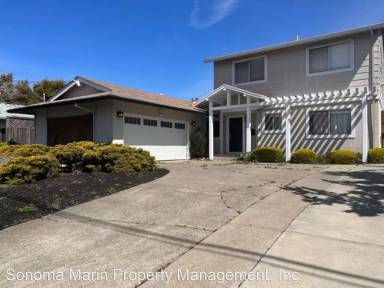 Main picture of 605 Crinella Dr