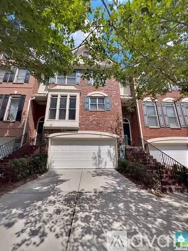 Main picture of 2454 Oak Grove Vis