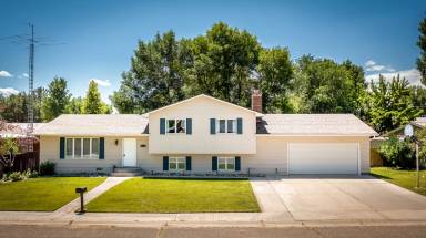 Main picture of 2916 Columbine Ln