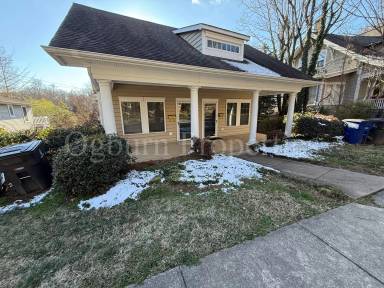 Main picture of 1105 W End Blvd