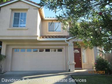 Main picture of 9 Regatta Way