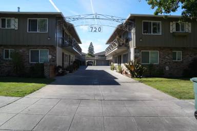 Main picture of 720 Madison Ave
