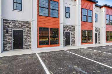 Main picture of 303 Franklin St