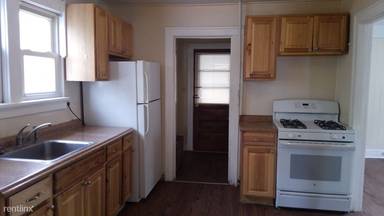 Main picture of 118 Squires Ave