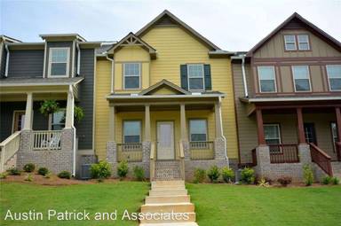 Main picture of 225 Royal Crescent Ter