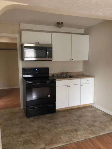 Main picture of 327 Green St