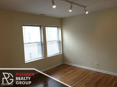 Main picture of 3001-07 W Lawrence Ave & 4746-50 N Sacramento Ave