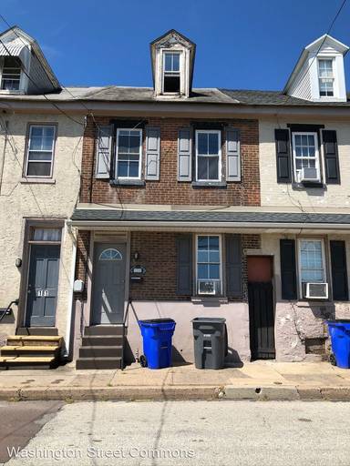 Main picture of 117 S Washington St