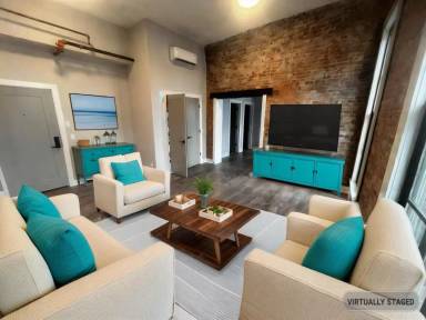 Main picture of 400 River St