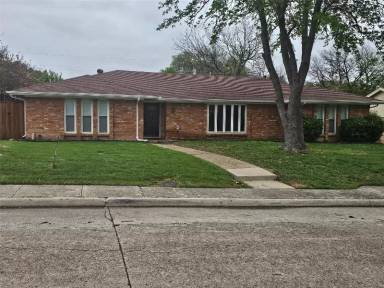 Main picture of 2905 Brookview Dr