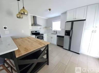 Main picture of 20 E Casa Loma Dr
