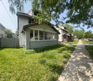 Main picture of 1144 Alexander St SE