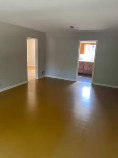 Main picture of 2100 Alta Ave