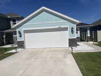 Main picture of 8132 Windmill Way