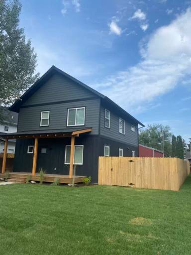 Main picture of 115 Valley St