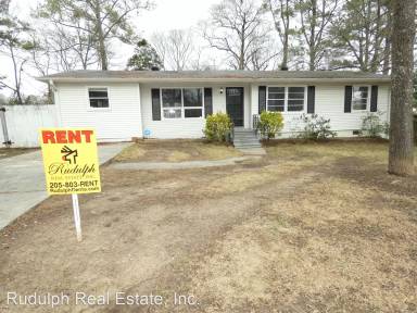Main picture of 714 2nd Ave NW