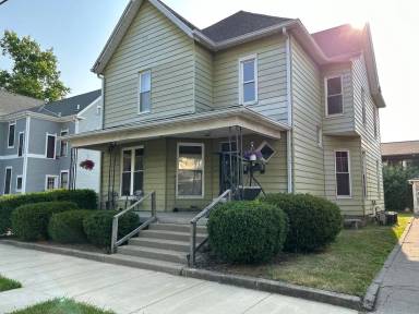 Main picture of 116 N Tompkins St