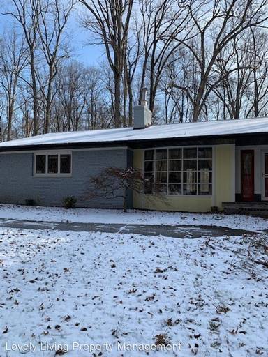 Main picture of 3529 Rosewood Dr