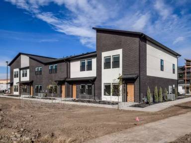 Main picture of 27 N Gateway Dr