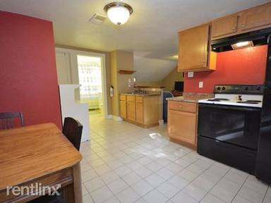 Main picture of 2312 E Eden Pl