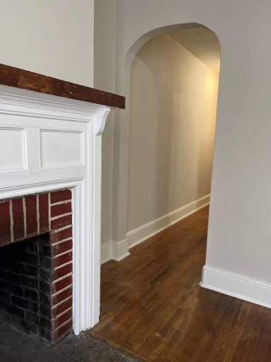 Main picture of 1421 Chippendale Rd