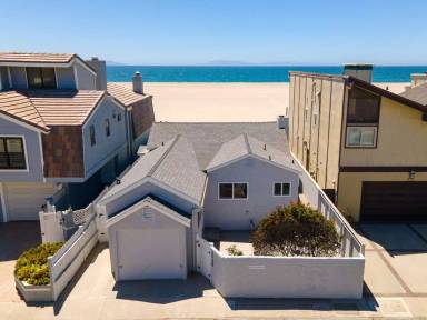 Main picture of 3705 Ocean Dr