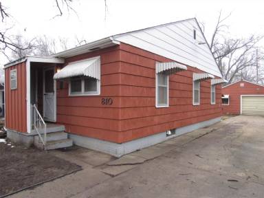 Main picture of 810 N 3rd St