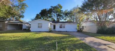 Main picture of 1238 Narcissus Ln