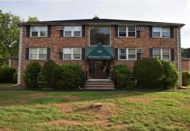 Main picture of 160 Tyngsboro Rd
