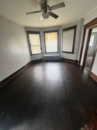 Main picture of 825 Myrtle Ave