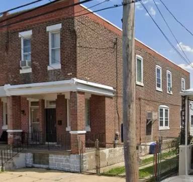 Main picture of 2363 Duncan St