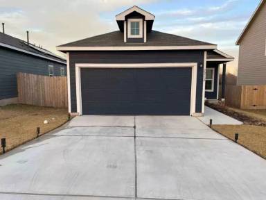 Main picture of 2212 Nightview Dr