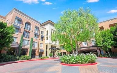 Main picture of 24505 Town Center Dr