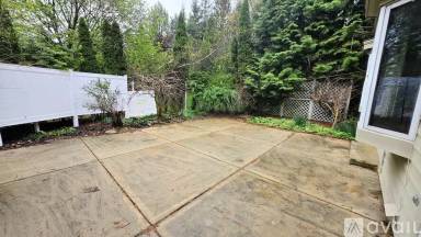Main picture of 2340 Robbie Ct