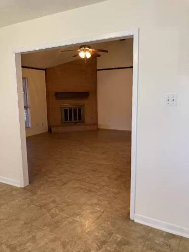 Main picture of 1422 Wildgrove Dr