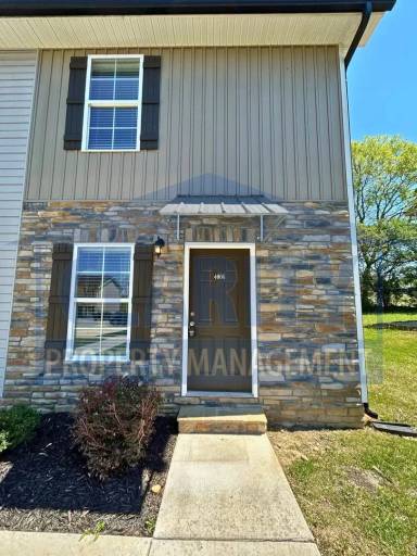 Main picture of Pryor Rd NE