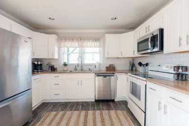 Main picture of 904 Antioch Rd